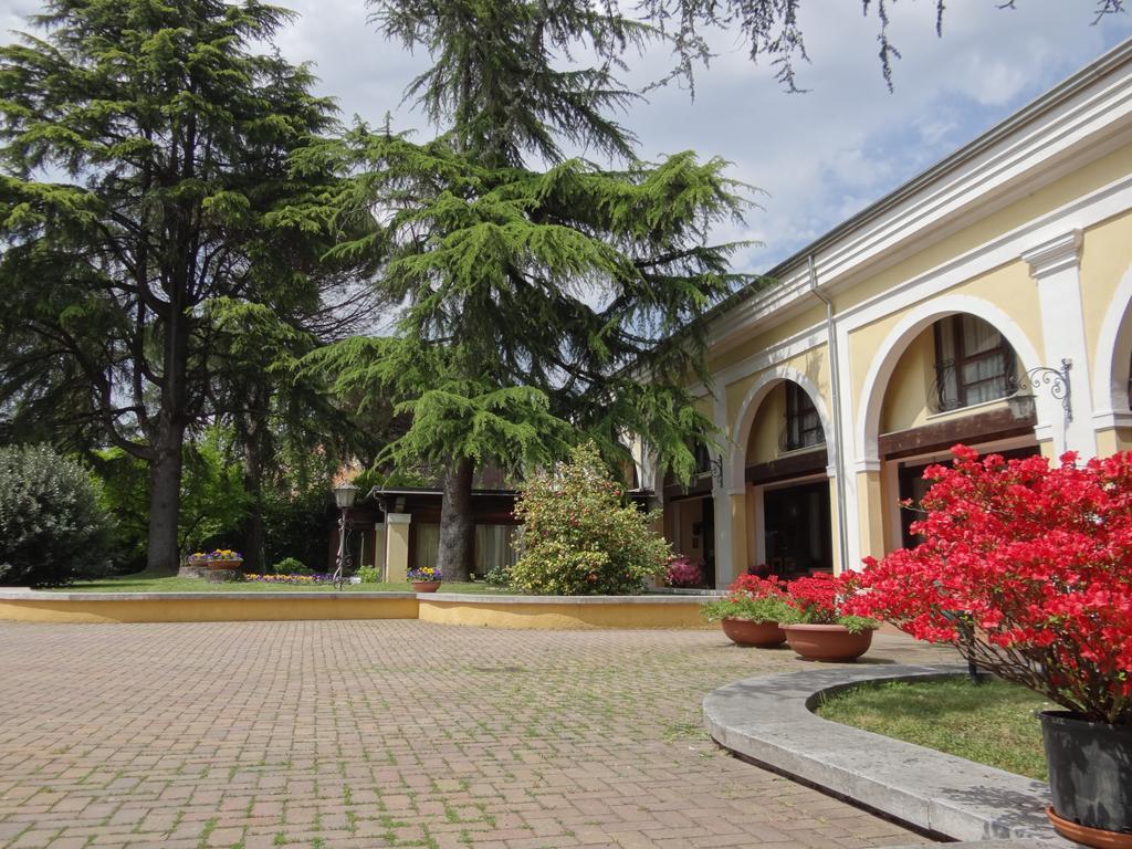 El Rustego Hotel Rubano Ngoại thất bức ảnh