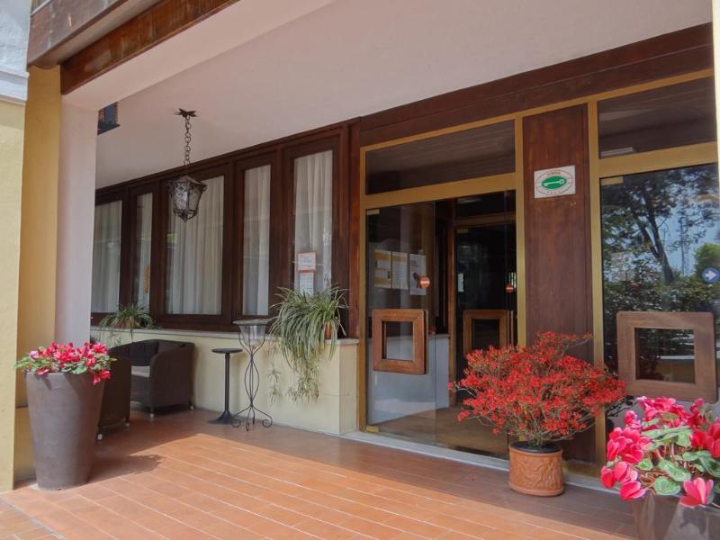 El Rustego Hotel Rubano Ngoại thất bức ảnh